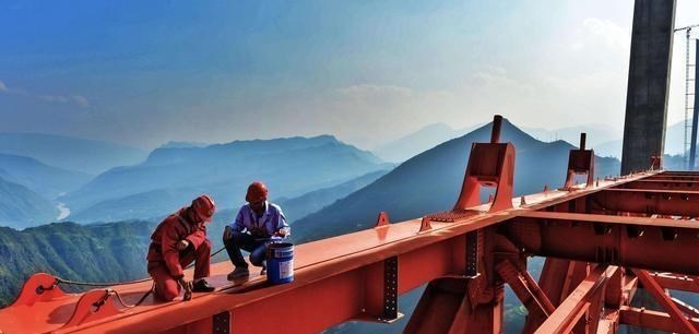 小狮手偶剧 中国又火了？2000名工人火速奔赴河南，外媒：中国速度果然厉害