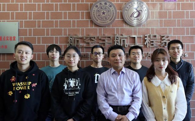 力压欧美强队,中国团队问鼎“航天奥林匹克”竞赛