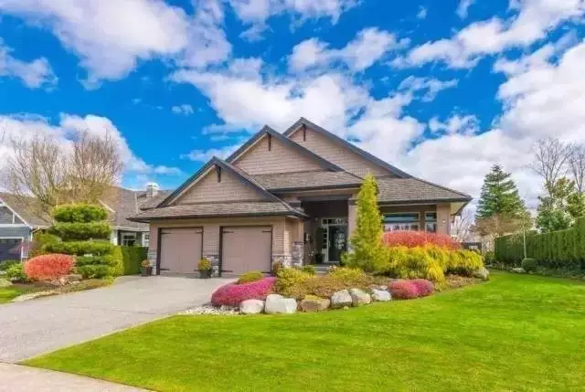 别墅与草坪，美翻了~