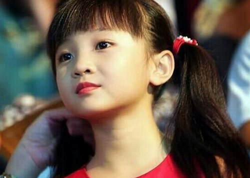 杨沛宜|时隔12年,杨沛宜悄悄逆袭,林妙可被吐槽丑胖,错换的人生归位