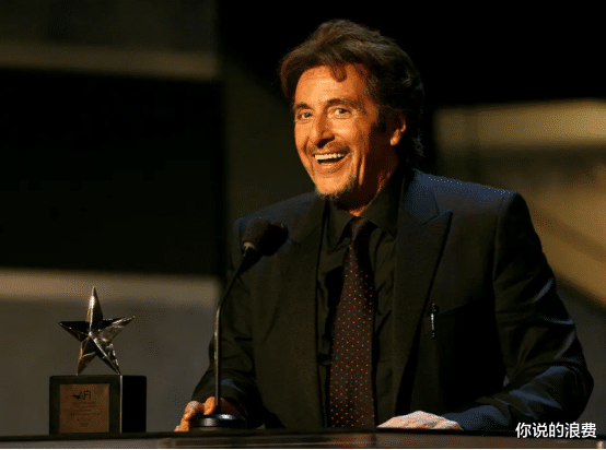 阿尔·帕西诺|他是影坛公认的教父，只要他出现在荧幕上，观众的眼神就无法离开