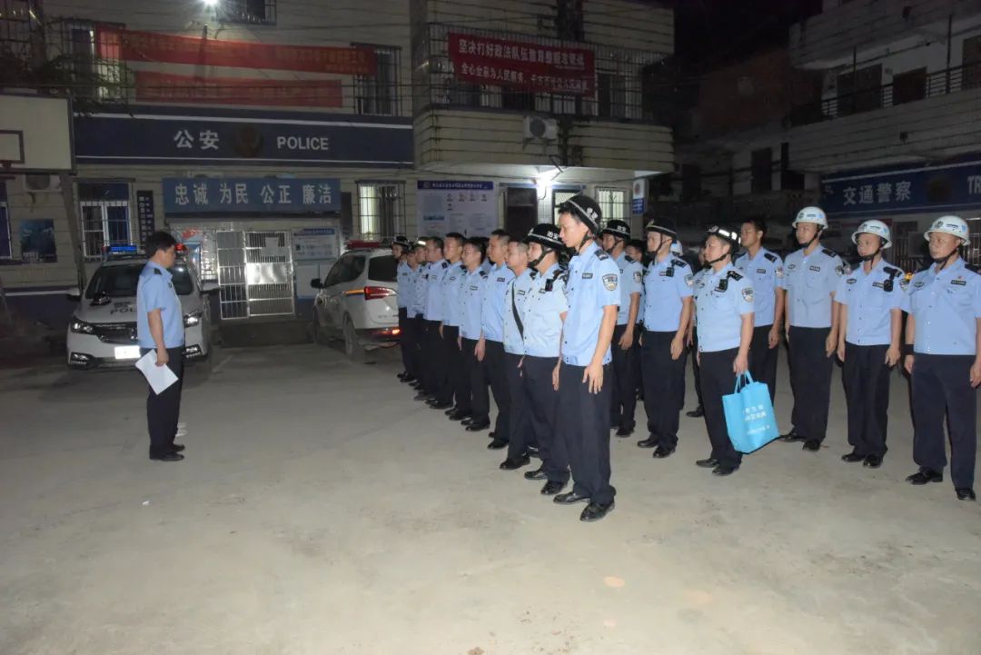 博白新闻 博白警方凌晨出击，抓获两名犯罪嫌疑人