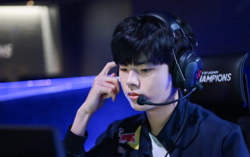 faker|Uzi、Faker入选！外媒评选历史上十位最优秀职业选手