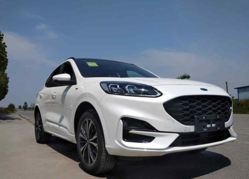 衡阳 父亲车祸死亡获赔50万，男子喜提奔驰C级，天天转来转去