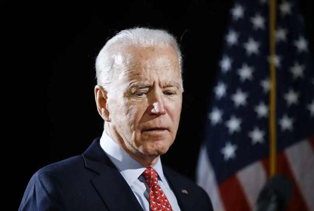 神鸟知讯聚焦 美国拒绝出兵,乌克兰准备自卫反击?泽连斯基低头,求普京面谈