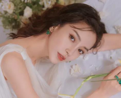 肖战|肖战，千玺活动安排？刘诗诗新剧确定？Angelababy时尚资源好？