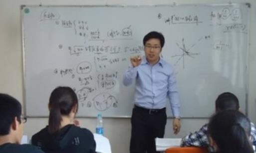 吴洪娜聊说育儿|英语四级的难度相当于高考英语多少分?学姐认为,两者没啥可比性