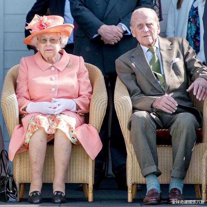 蒋欣|女王怀念菲利普亲王：没有你陪伴，我真的好孤单