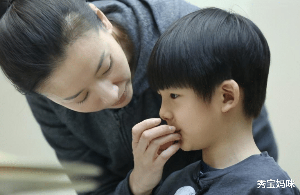 董洁|有种“气质”叫董洁儿子，高颜值撞脸杨洋，12岁顶顶身高接近妈妈