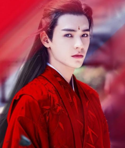 龚俊|龚俊：哇，我变性后好漂亮，千玺：我也好漂亮，王源：我好羞涩