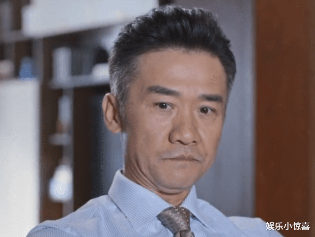 牛俊杰|《突围》大结局:牛俊杰辞职,石红杏畏罪自尽,皮丹判刑3年