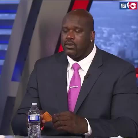 奧尼爾|詹姆斯后，誰夠格成為聯(lián)盟第一人？奧尼爾選出一人，球迷紛紛表示贊同