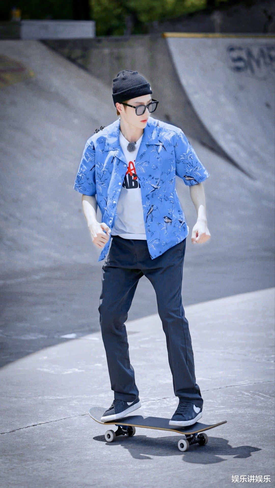 王一博|七家赞助独占四家，王一博你去《街舞》，是为了拉品牌赞助的吗？