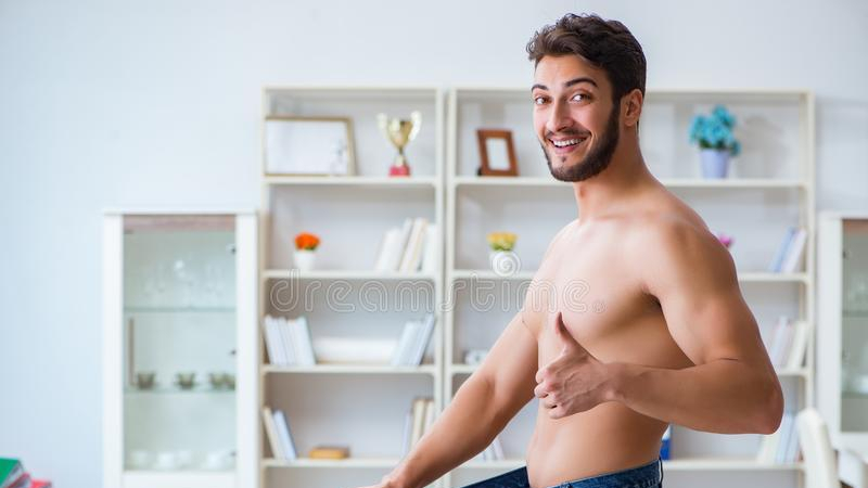 谈健|青筋多由哪些因素导致的？冒青筋意味着什么呢？医生一文说清