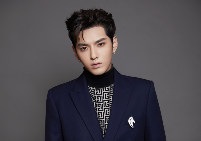 都美竹|都美竹清空吴亦凡相关内容后，重新公开隐藏动态，翩翩起舞好仙好美