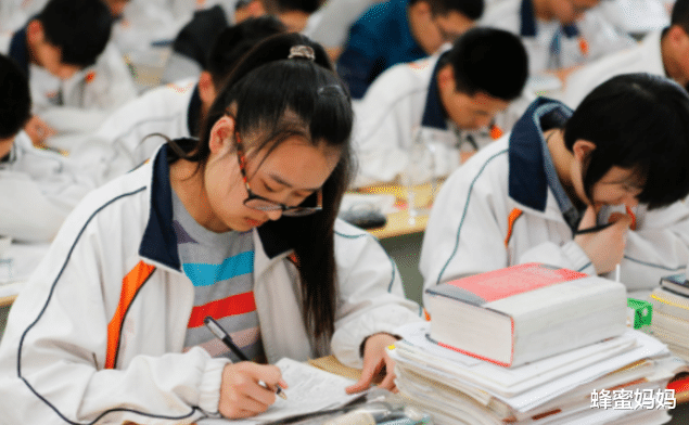 清华大学|2022世界大学排行榜出炉！北大清华一如既往，浙江大学跻身前100