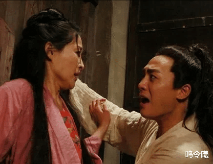 丁剑剑|在《水浒传》中有一段“吻脚戏”，杜淳抱起甘婷婷的脚就啃，甘婷婷：我没洗脚