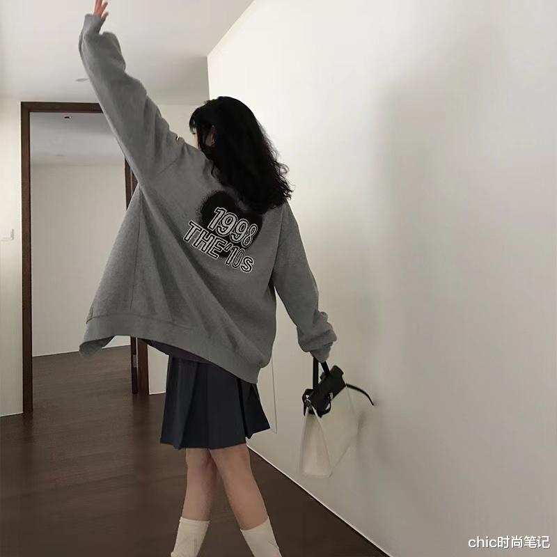chic时尚笔记|引起“社交牛逼症”的单品，让你拥有古惑仔风骨，酷炫又实用