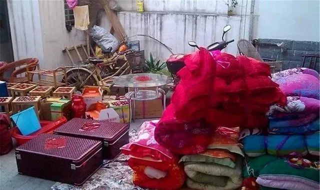 颇有微言 农村俗语：“好女不观灯，好男不鞭春”，“鞭春”是什么？