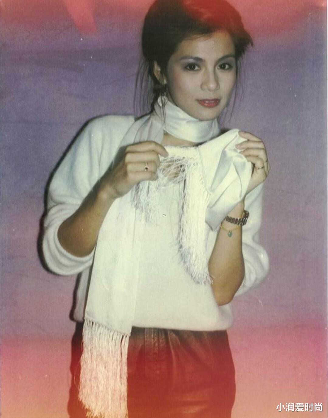 小润爱时尚 身高仅159的翁美玲，40年前的衣品显高不过时，她的时尚经值得学