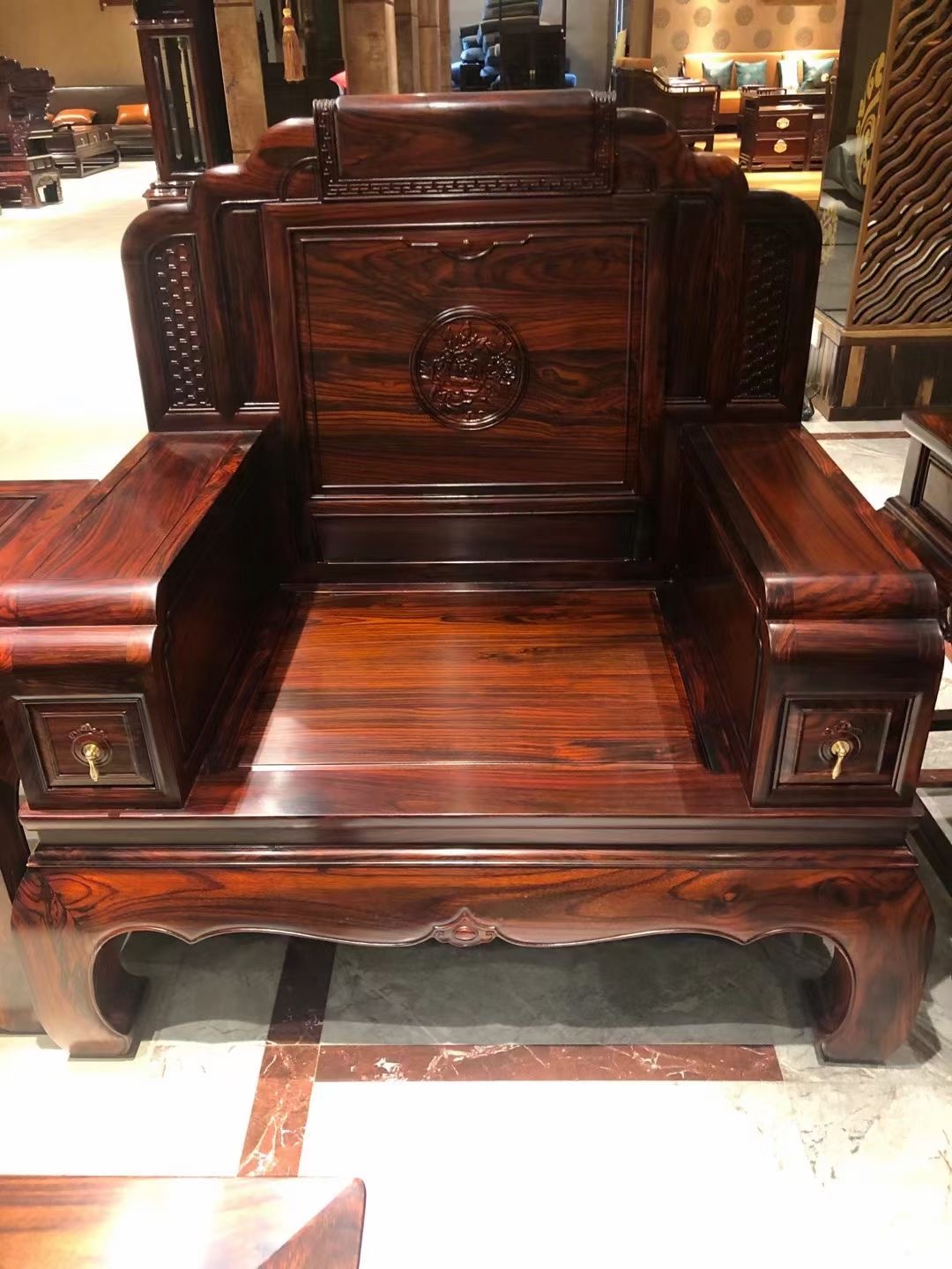 小叶紫檀|「一物一品·第142期」百毒不侵的小叶紫檀