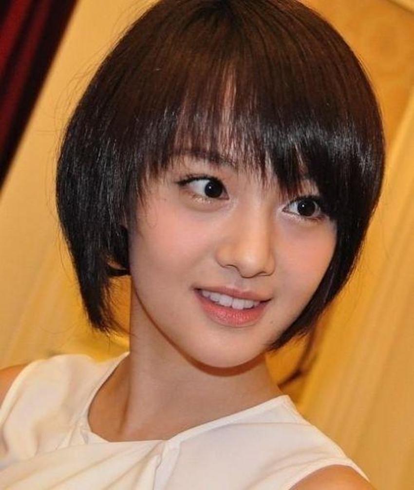 郑爽|回归素人的郑爽并不好过！被同小区住户嫌弃孤立，纷纷绕着她家走