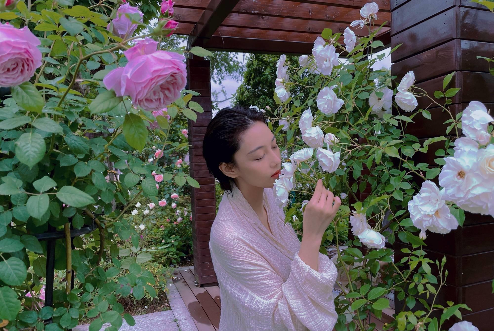 张馨予|张馨予崩溃发文后秒删：心态崩掉了，随后发文：我真的要气哭了