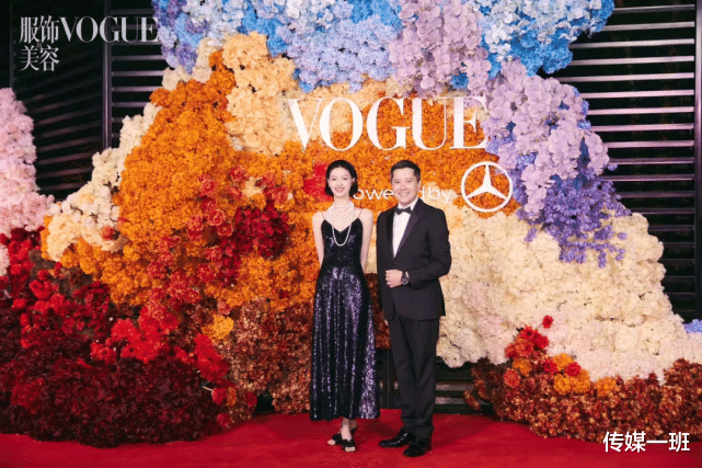 周冬雨|VOGUE红毯PK：杨幂白纱遮面撩人，童瑶秀大长腿，汤唯状态好绝