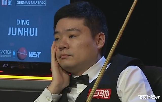 丁俊晖|3-5！世界第1不断吐饼：呲杆大礼都不收！丁俊晖救赛点后轰然出局