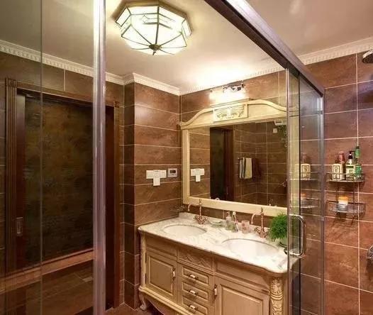 4种热水器对比,卫生间要选这种,又划算又好用