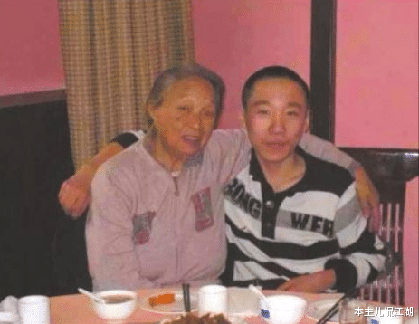 柏青:儿子车祸心有痛,孙子救火成烈士,苦尽甘来无遗憾