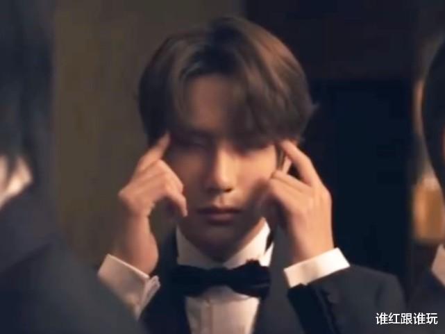 王一博|因眯眯眼争议，王一博3年前的动作引发吐槽！是否矫枉过正了？