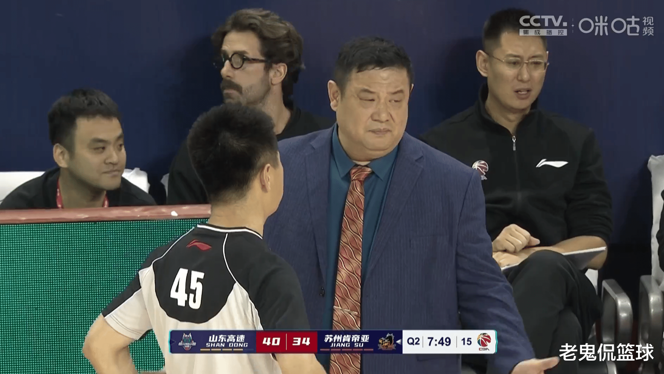 山東男籃|獨砍30分！創(chuàng)職業(yè)生涯新高！山東小將證明自己，高詩巖走了就靠他