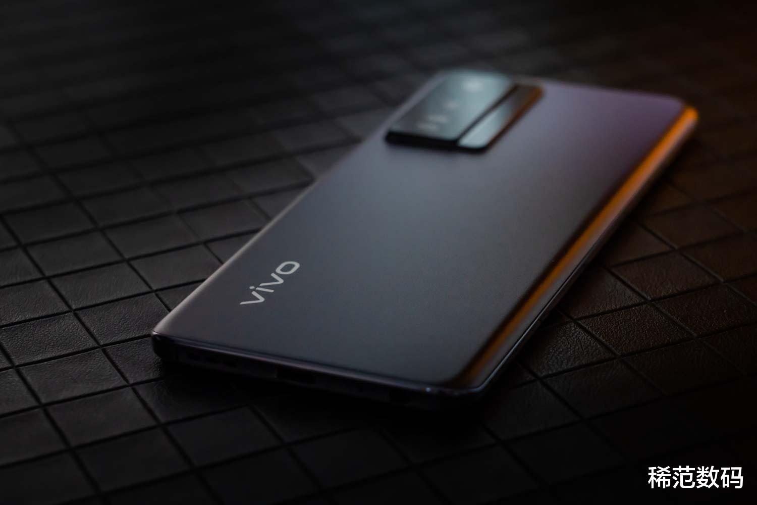 vivo Y76s评测：高性价比的千元5G手机，年轻人值得入手