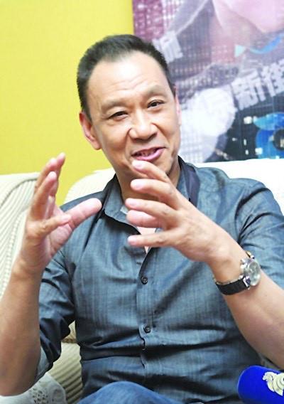 关晓彤|花甲之年却突然闹离婚,还同意支付百万分手费,他是有多大的魅力