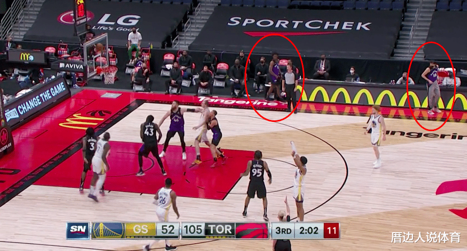 勇士隊|勇士太慘，一度落后55分！扎心一幕：科爾場邊主動請求猛龍換下主力