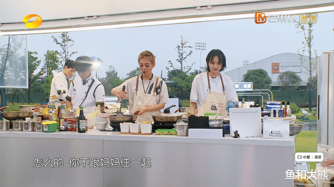 中餐厅|《中餐厅》没剧本就垮了？周也抱怨揽客被拒绝，黄晓明回应很讽刺