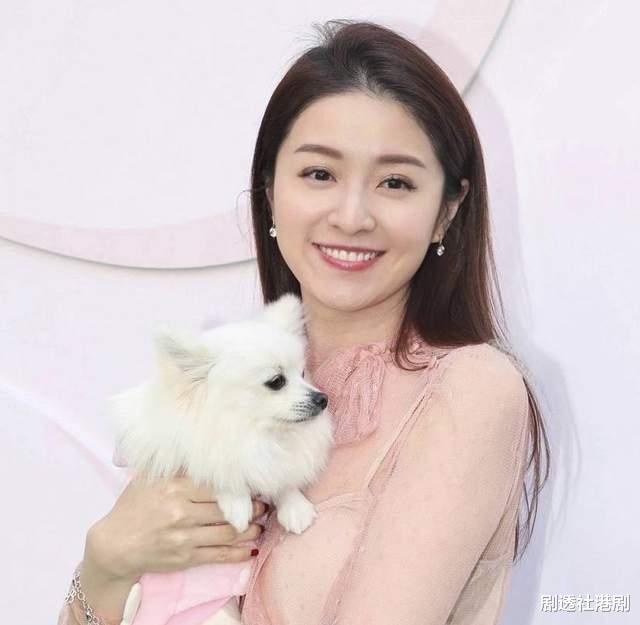 徐淑敏 37岁港姐甜心庆祝结婚12周年，未婚先孕退圈嫁富商，已成三孩之母