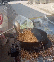 |“我叫诸葛,我爸希望我前途光亮,所以我叫什么?”忍不住了!