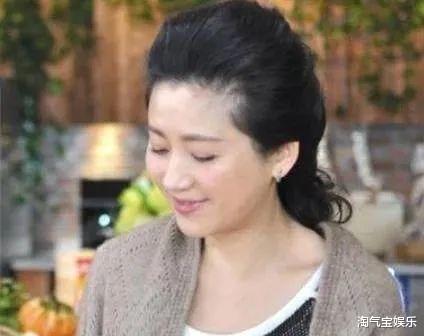 正青春|52岁王小丫近照曝光，身体发福美貌不在，和曾经的女神判若两人