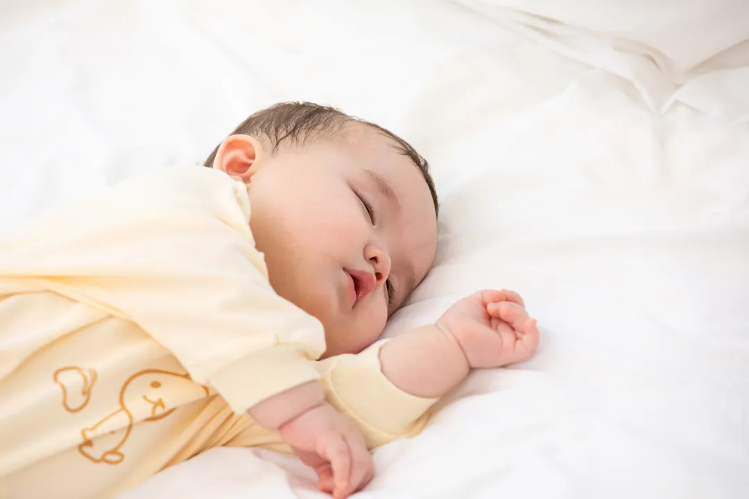 婴幼儿常识|国药育儿知识：宝宝出现鼻塞时，妈妈们该如何处理？