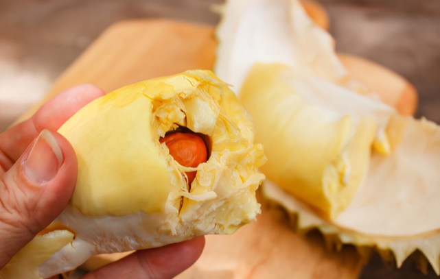 水果|最长肉的水果排行榜，热量比米饭都高，减肥期间要忍住！