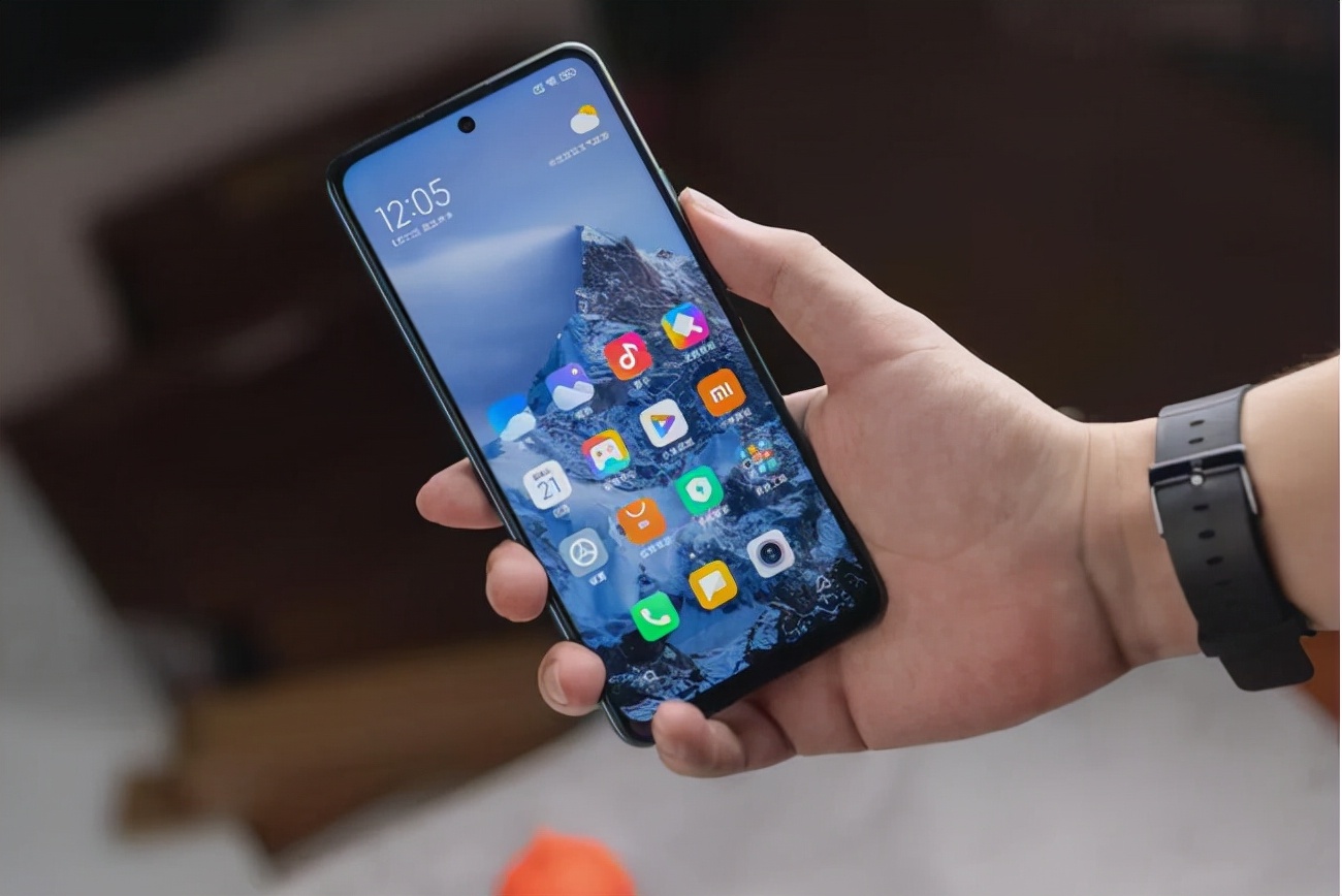 realme|千元性价比神机，一款注重性能，一款注重续航，售价让人惊喜
