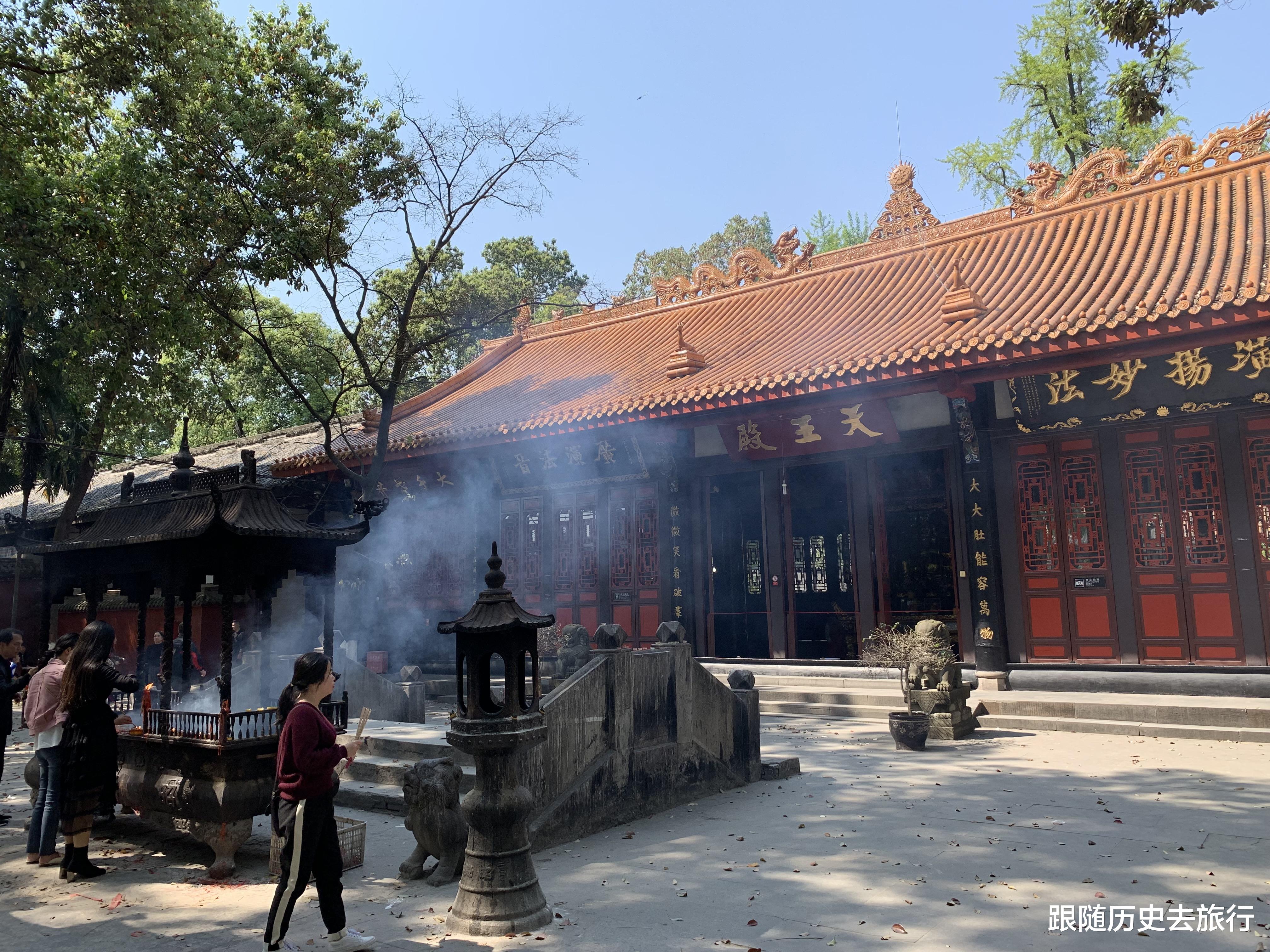 跟随历史去旅行 成都北门这座最美古寺，延续千年却命运多舛，紧靠动物园免费开放