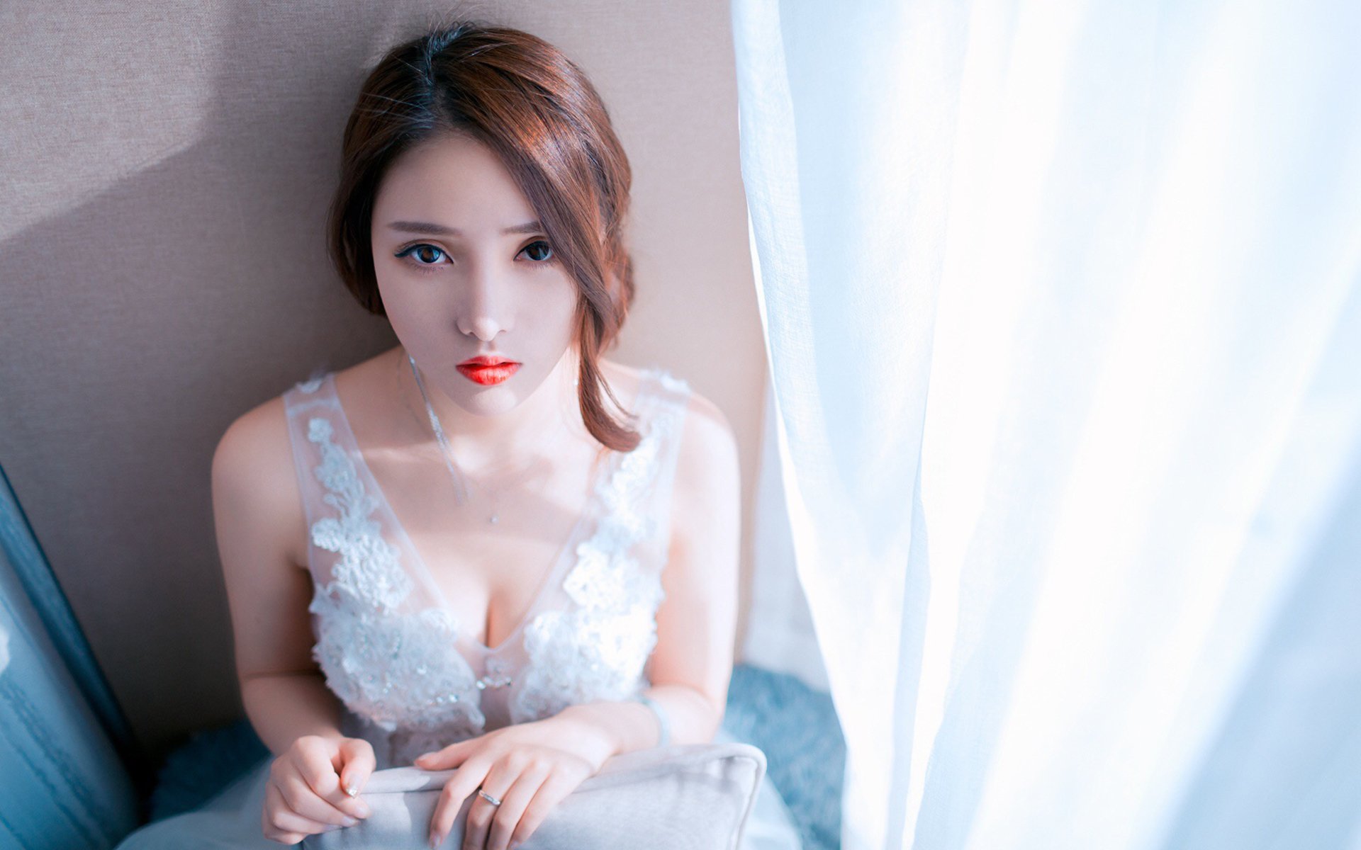 游一姐|单身男人喜欢已婚女人？这不是正常的恋爱，是出轨，是婚外情
