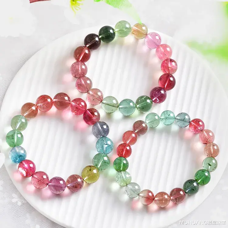 MUHUANG慕皇珠宝|左手戴玉,右手戴银?佩戴珠宝首饰真有讲究!