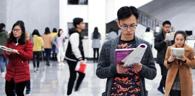 依科育儿吧|考研或将取消“复试”?人民日报做出回应,备考学生期待不已