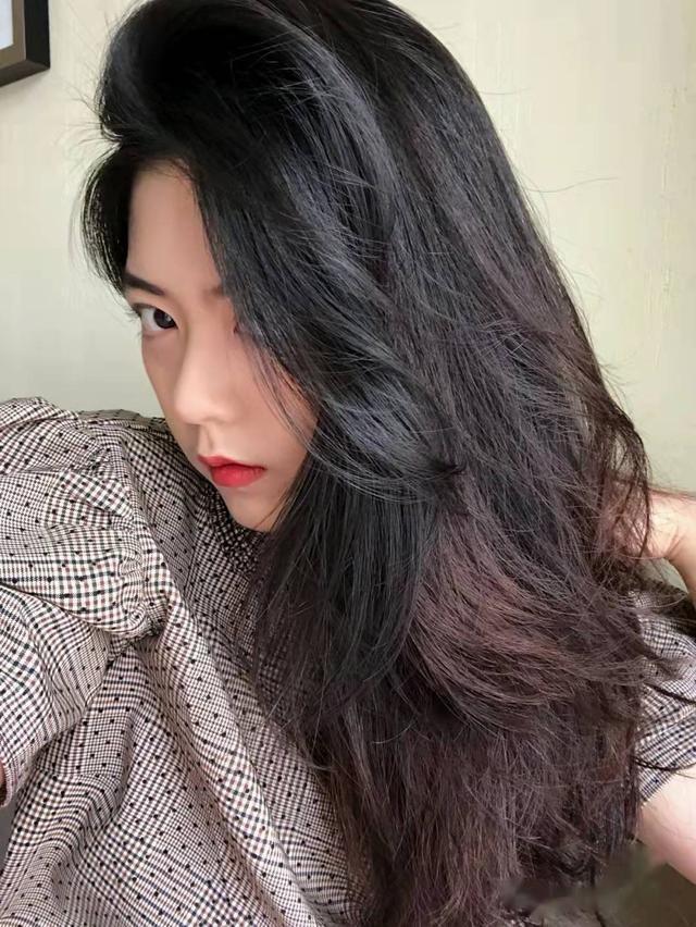 护发素 最近流行的倒叙洗头法:先用护发素,再用洗发水,效果究竟如何?