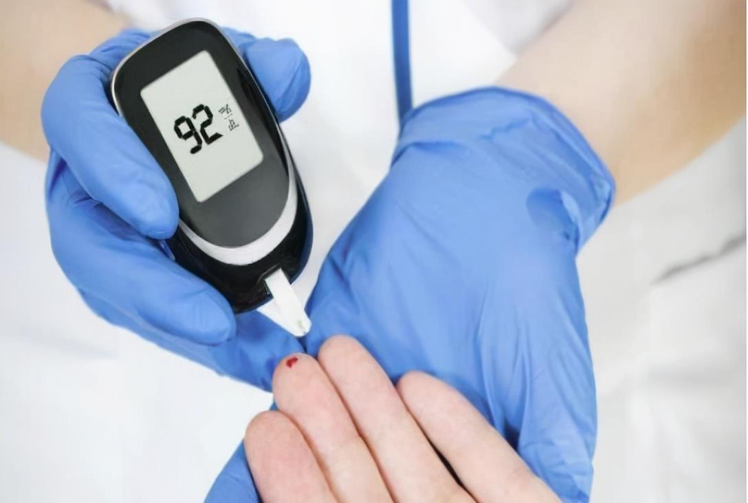 午美聊健康体态 高血糖患者该怎么饮食？列出“禁、宜”清单，不妨照着吃