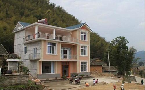 大门|自建房万万要朝这个方向，穷人也能越住越有钱，财神爷天天上门